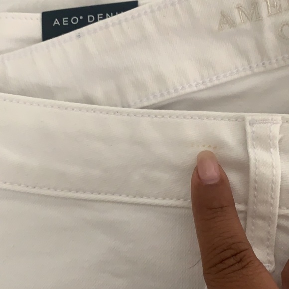 New American Eagle Low Rise Gleam White Stretch Jeggings - Picture 11 of 11